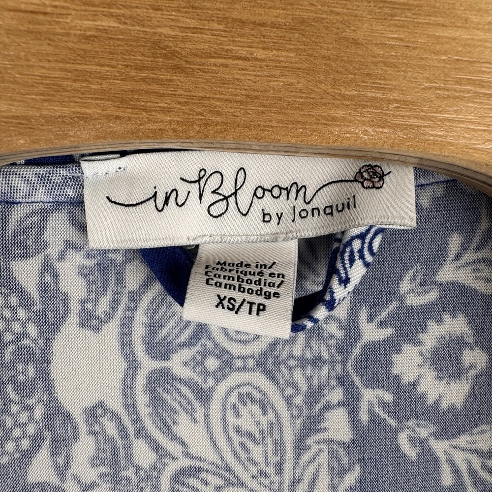 In Bloom By Jonquil Paisley Floral Wrap Kimono Robe Blue/White Women XS Bohemian - Picture 2 of 4